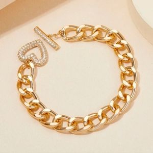 💛💛NEW💛💛GORGEOUS!! Rhinestone Heart Buckle T Bracelet in GOLD💛💛